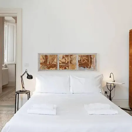 Apartment Elegant And Spacious In - Metro B1 *